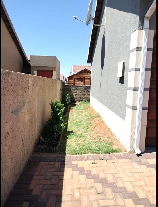 3 Bedroom Property for Sale in Salfin Gauteng