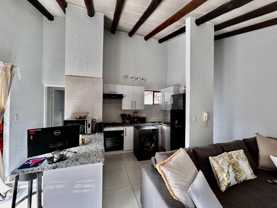 1 Bedroom Property for Sale in Paulshof Gauteng