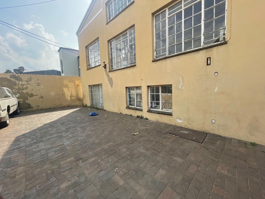 2 Bedroom Property for Sale in Brixton Gauteng