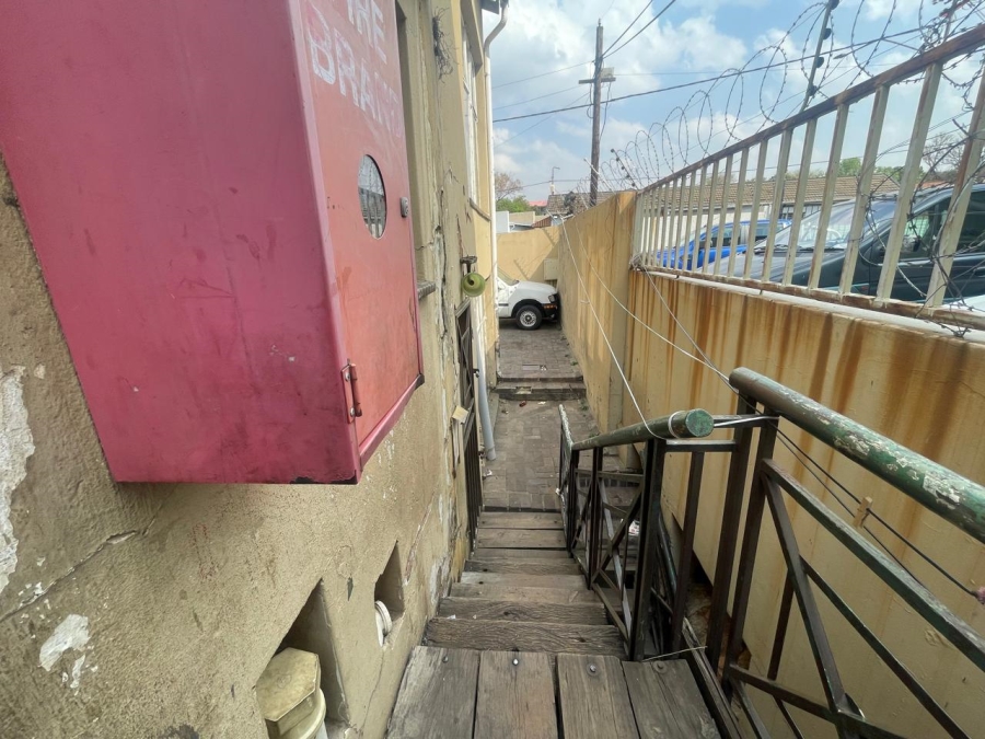 2 Bedroom Property for Sale in Brixton Gauteng