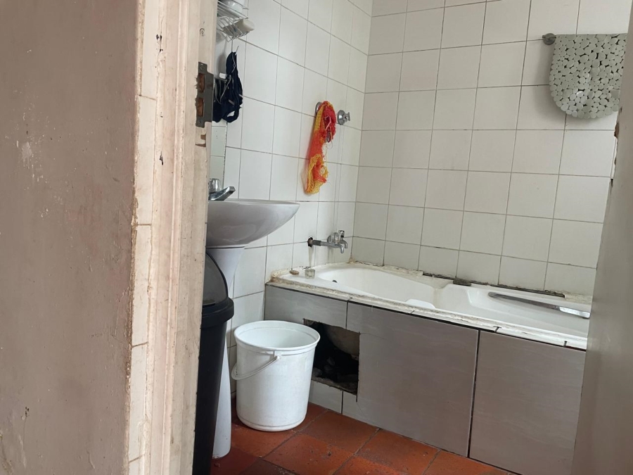 2 Bedroom Property for Sale in Brixton Gauteng