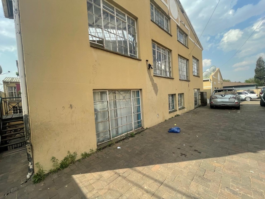 2 Bedroom Property for Sale in Brixton Gauteng