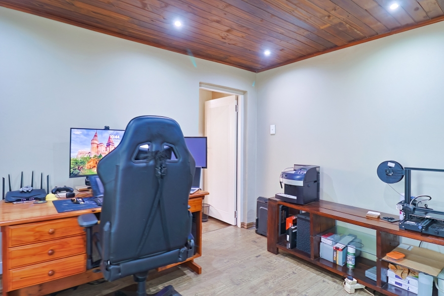 3 Bedroom Property for Sale in Wierda Park Gauteng