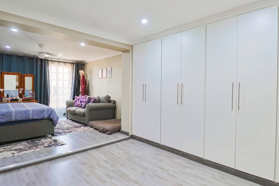 3 Bedroom Property for Sale in Wierda Park Gauteng