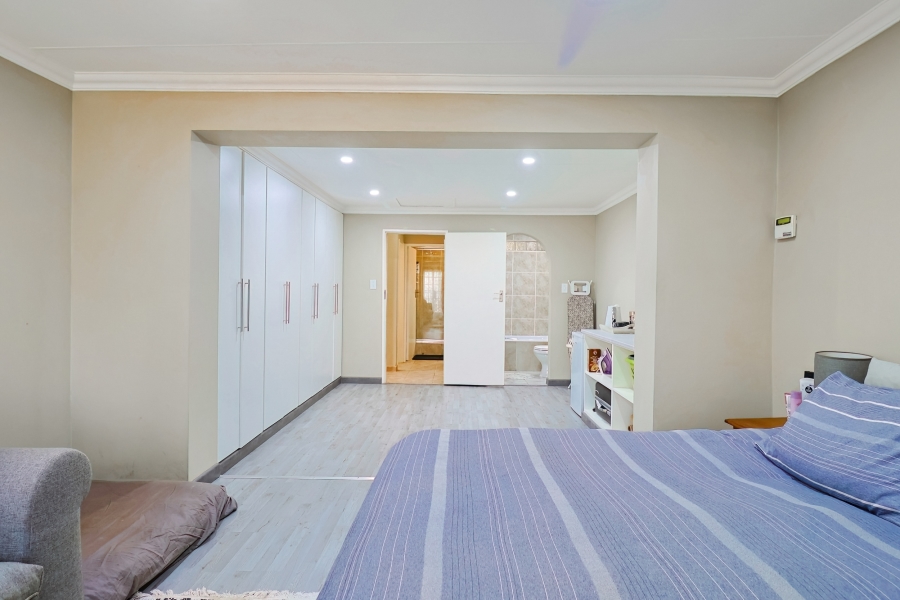 3 Bedroom Property for Sale in Wierda Park Gauteng