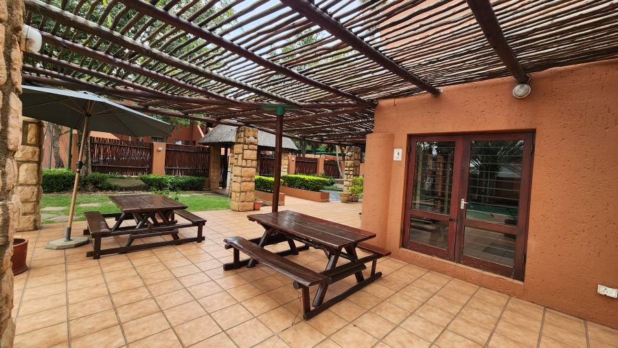 1 Bedroom Property for Sale in Sunninghill Gauteng