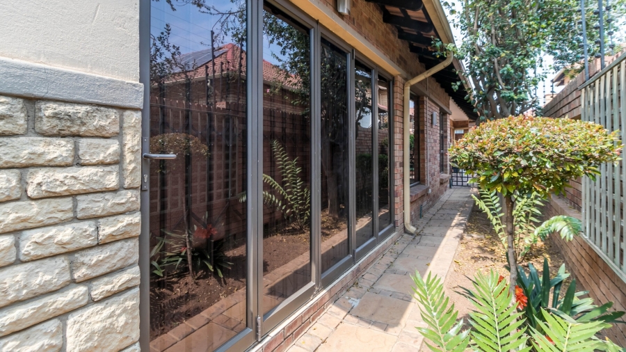 To Let 3 Bedroom Property for Rent in Randpark Ridge Gauteng