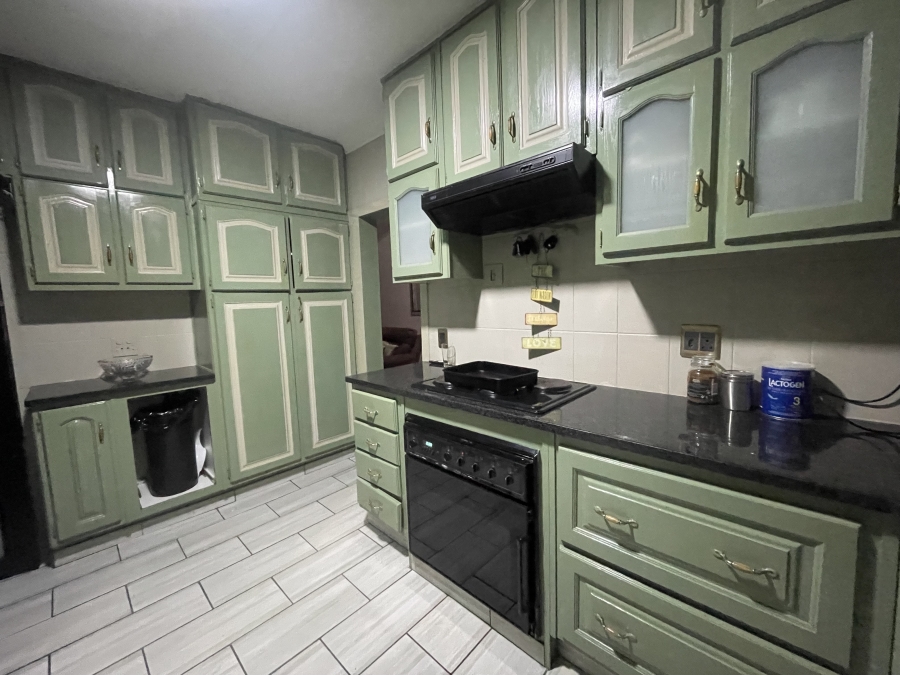 4 Bedroom Property for Sale in Dalpark Gauteng