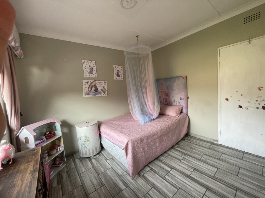 4 Bedroom Property for Sale in Dalpark Gauteng