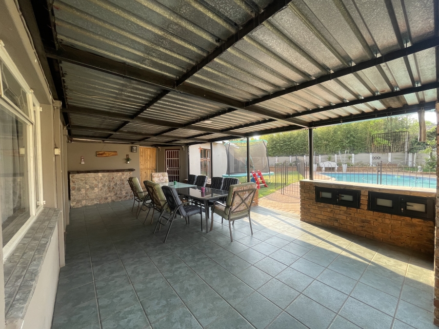 4 Bedroom Property for Sale in Dalpark Gauteng