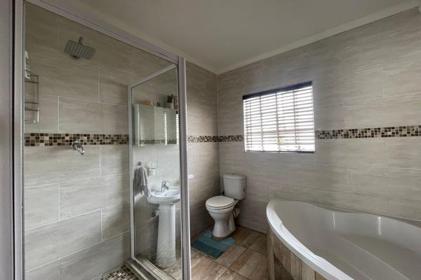3 Bedroom Property for Sale in Albemarle Gauteng