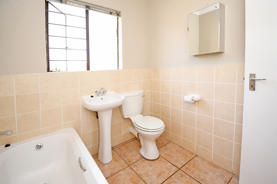 3 Bedroom Property for Sale in North Riding Gauteng