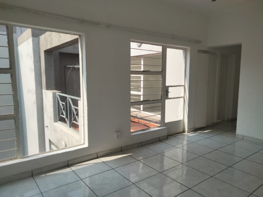 2 Bedroom Property for Sale in Radiokop Gauteng