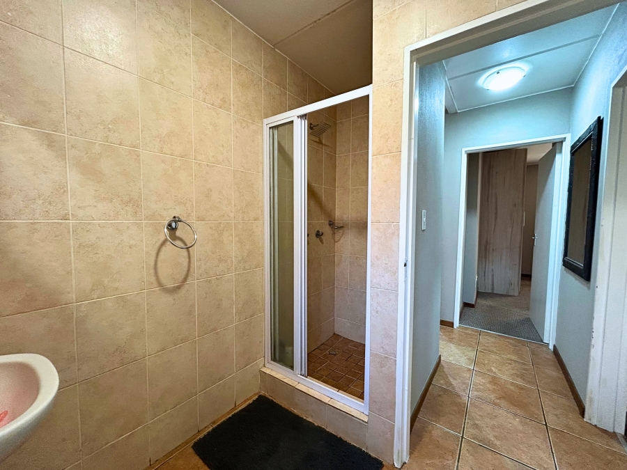 3 Bedroom Property for Sale in Clubview Gauteng