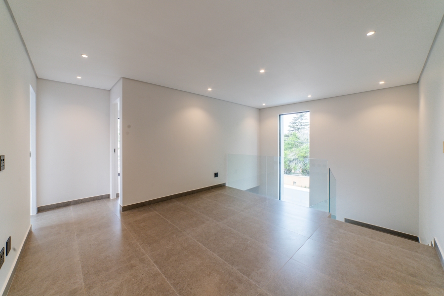 4 Bedroom Property for Sale in Bryanston East Gauteng