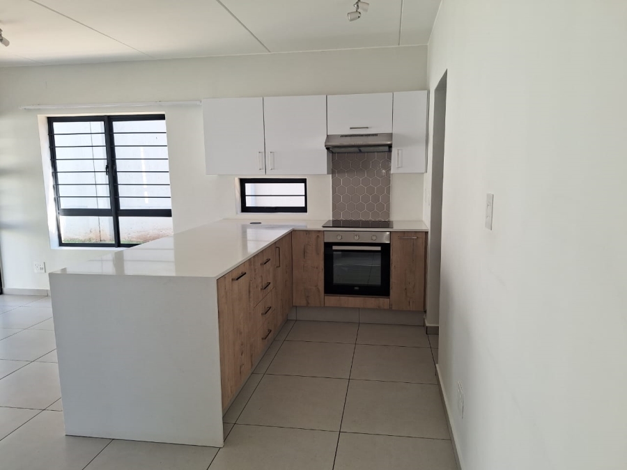 To Let 3 Bedroom Property for Rent in Fourways Gauteng
