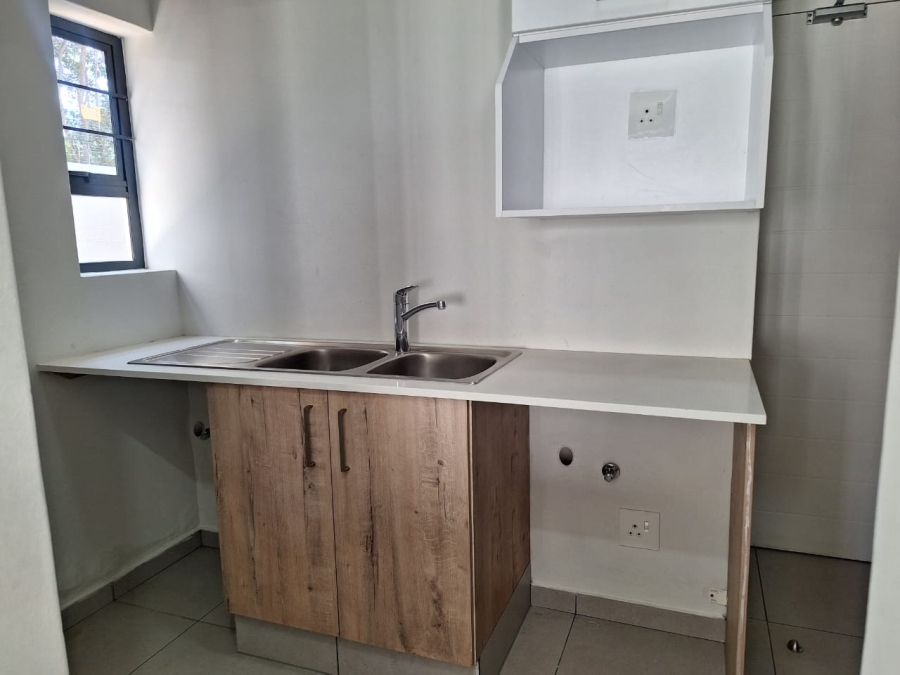 To Let 3 Bedroom Property for Rent in Fourways Gauteng