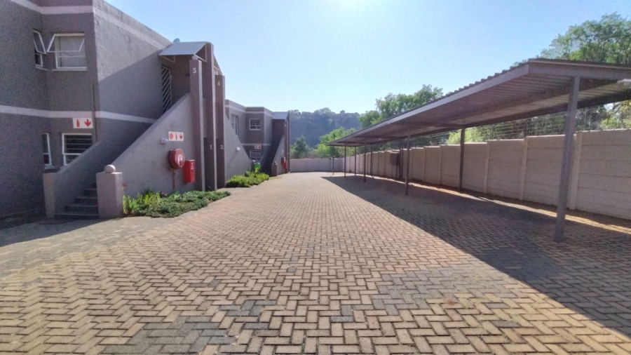 2 Bedroom Property for Sale in Roodekrans Gauteng