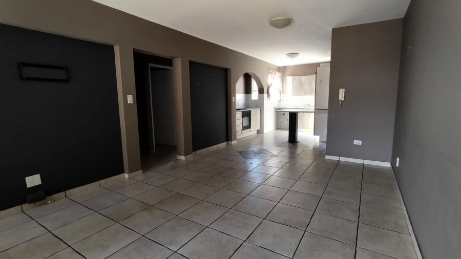 2 Bedroom Property for Sale in Roodekrans Gauteng