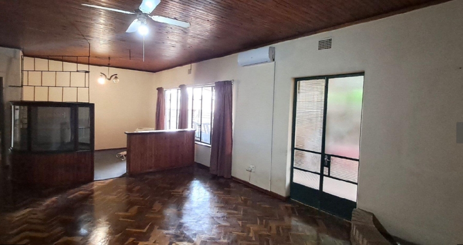 4 Bedroom Property for Sale in Pretoria Gardens Gauteng