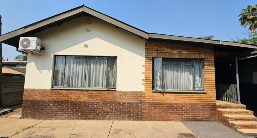 4 Bedroom Property for Sale in Pretoria Gardens Gauteng
