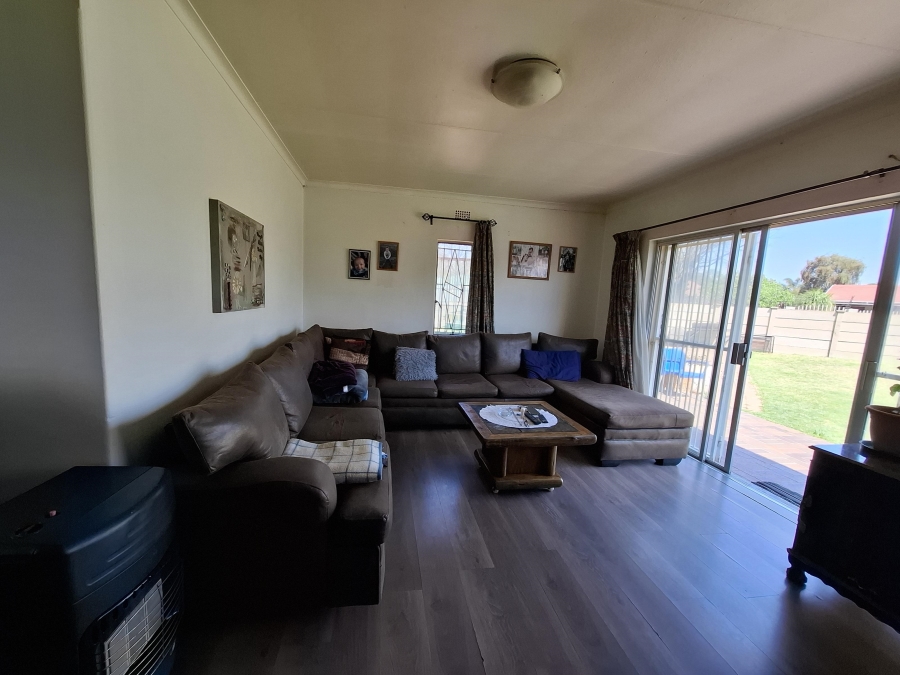 3 Bedroom Property for Sale in Dal Fouche Gauteng