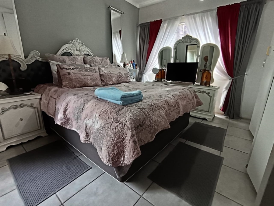 2 Bedroom Property for Sale in Eike Park Gauteng