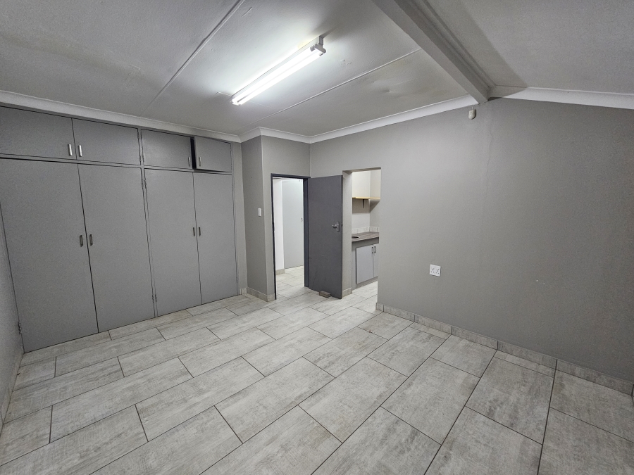 To Let commercial Property for Rent in Clubview Gauteng