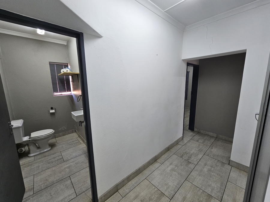 To Let commercial Property for Rent in Clubview Gauteng