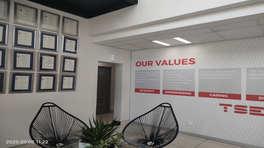 To Let commercial Property for Rent in North Riding Gauteng