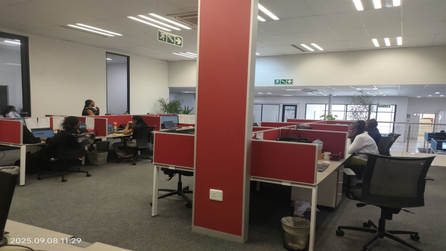 To Let commercial Property for Rent in North Riding Gauteng