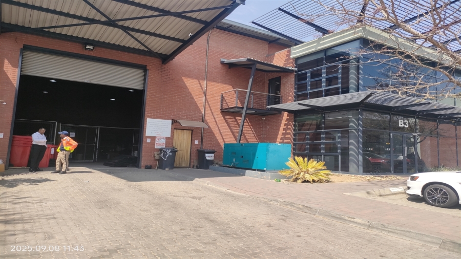 To Let commercial Property for Rent in North Riding Gauteng