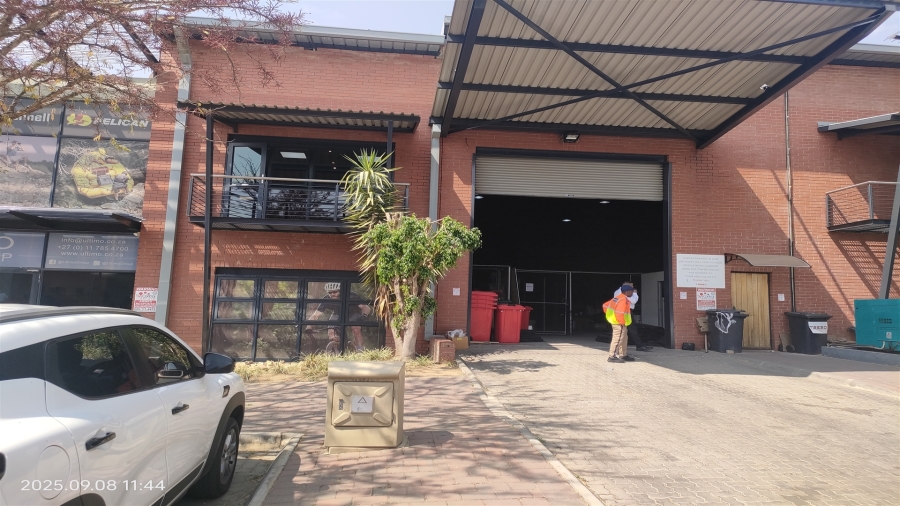 To Let commercial Property for Rent in North Riding Gauteng