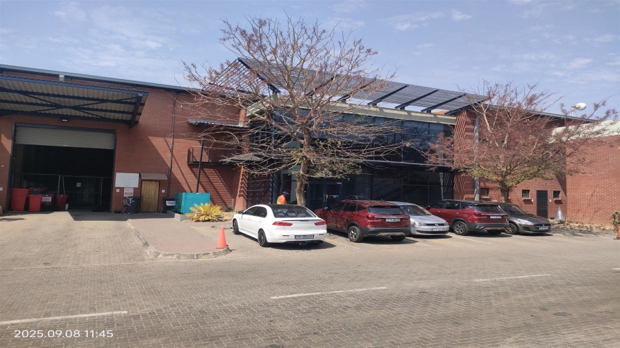 To Let commercial Property for Rent in North Riding Gauteng