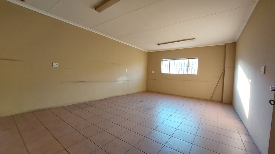 To Let commercial Property for Rent in Sunderland Ridge Gauteng