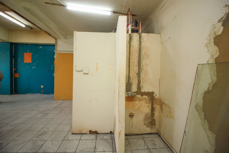To Let commercial Property for Rent in Sunnyridge Gauteng