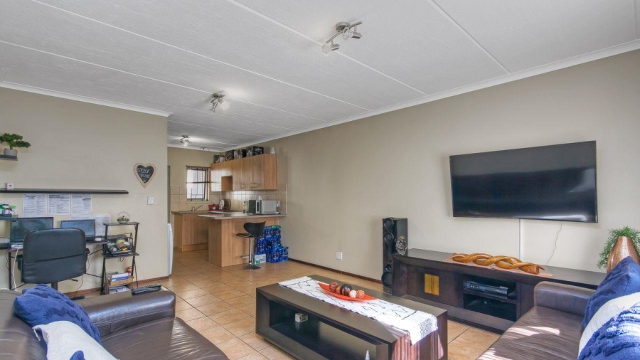 2 Bedroom Property for Sale in Carlswald Gauteng