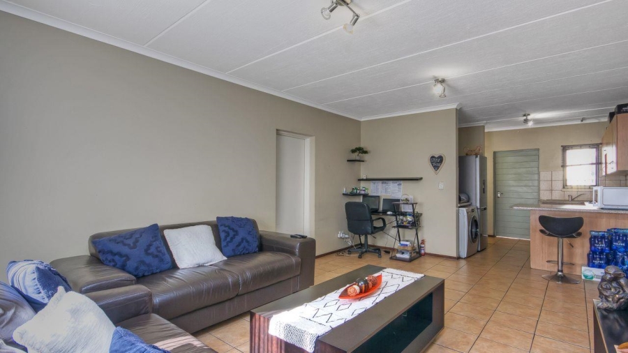 2 Bedroom Property for Sale in Carlswald Gauteng