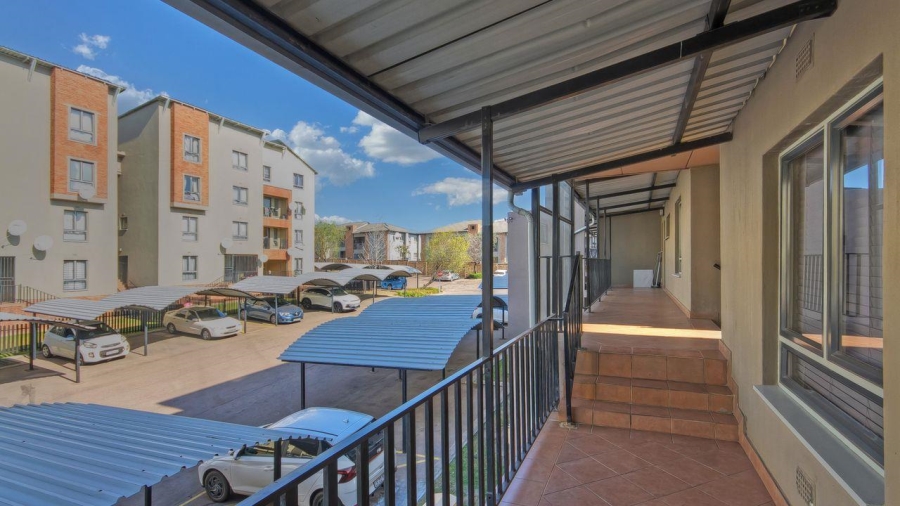 2 Bedroom Property for Sale in Carlswald Gauteng