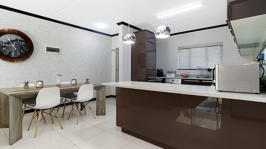 3 Bedroom Property for Sale in Carlswald Gauteng
