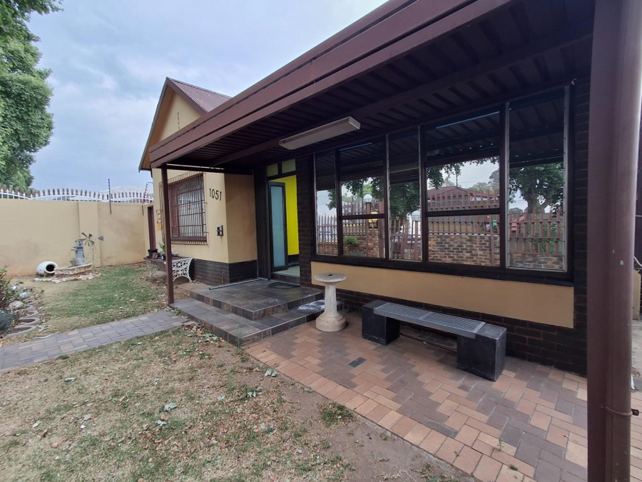3 Bedroom Property for Sale in Bezuidenhout Valley Gauteng