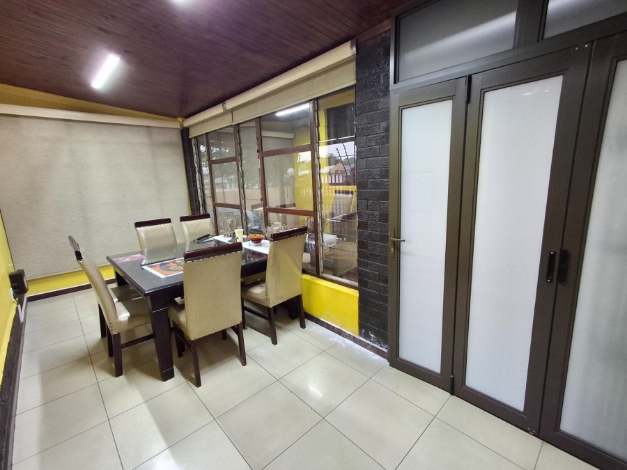 3 Bedroom Property for Sale in Bezuidenhout Valley Gauteng