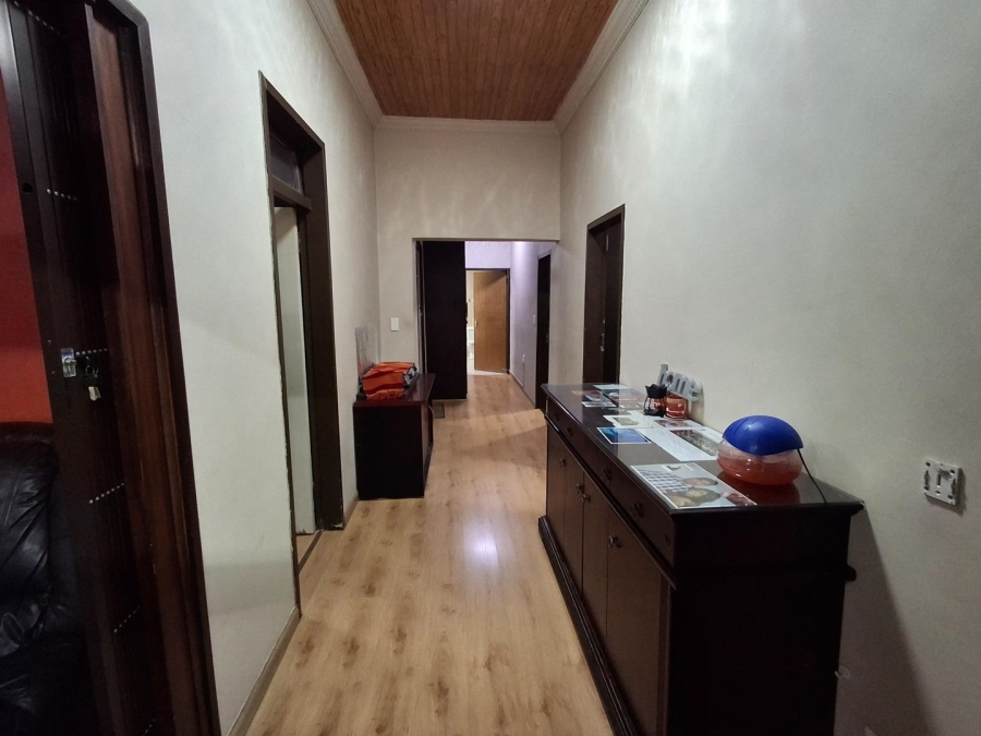 3 Bedroom Property for Sale in Bezuidenhout Valley Gauteng