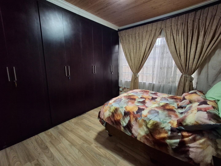 3 Bedroom Property for Sale in Bezuidenhout Valley Gauteng
