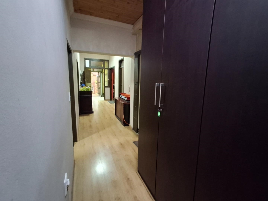 3 Bedroom Property for Sale in Bezuidenhout Valley Gauteng