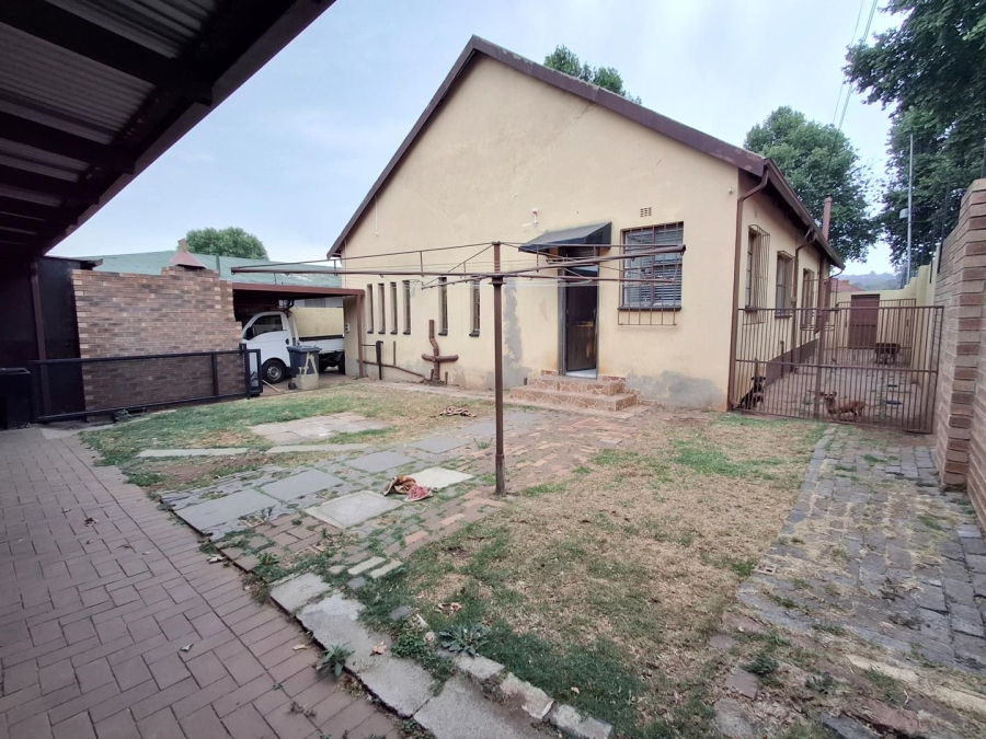 3 Bedroom Property for Sale in Bezuidenhout Valley Gauteng