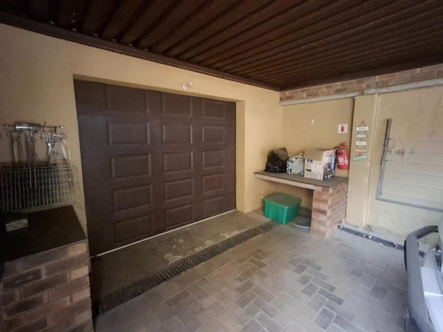 3 Bedroom Property for Sale in Bezuidenhout Valley Gauteng
