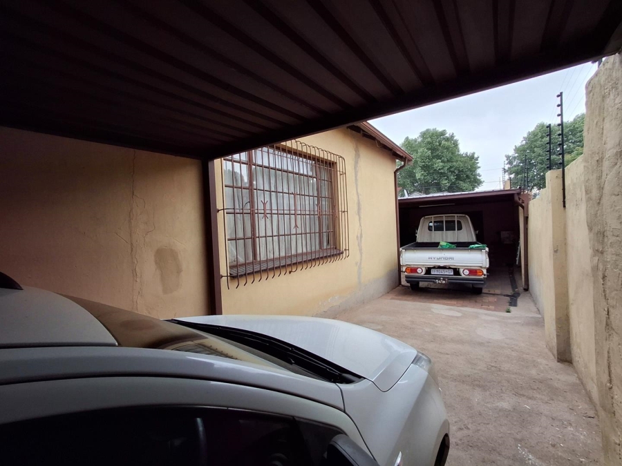 3 Bedroom Property for Sale in Bezuidenhout Valley Gauteng