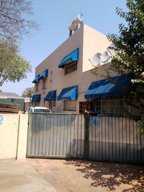 7 Bedroom Property for Sale in Bramley Gauteng