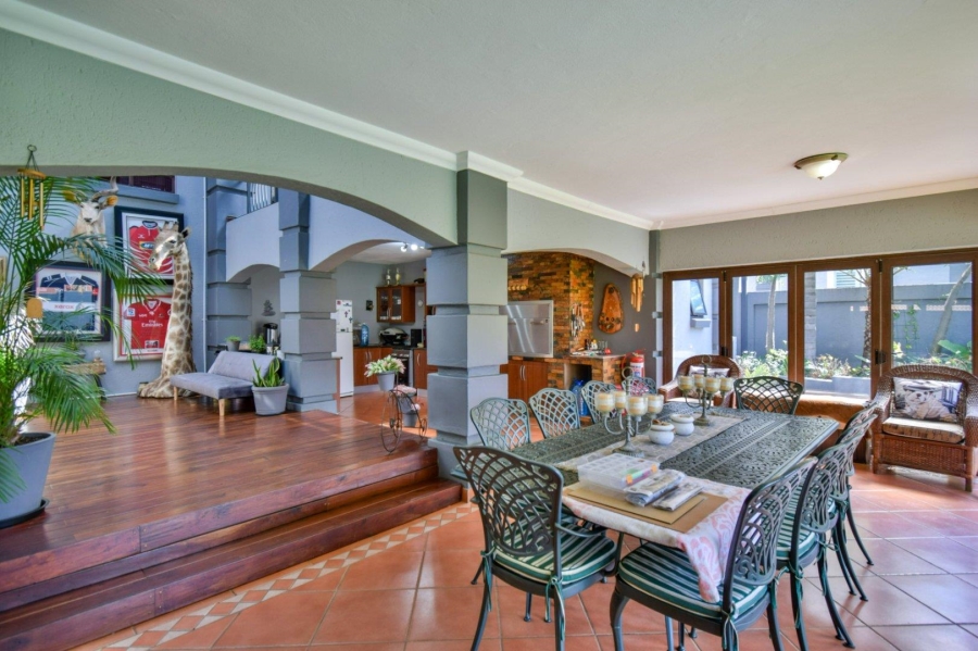 4 Bedroom Property for Sale in Woodhill Estate Gauteng
